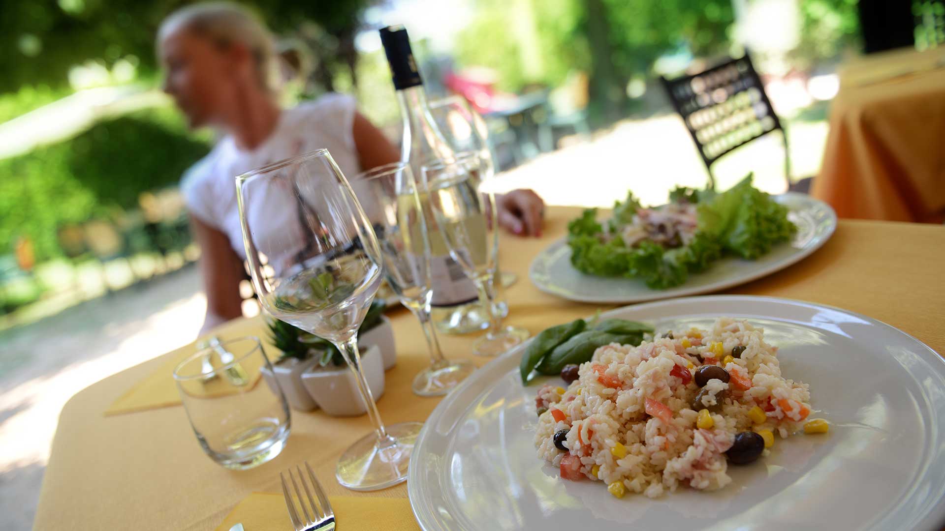 Photo offer Offer on a dinner at Il Rustichetto bed and breakfast locanda francigena lucca